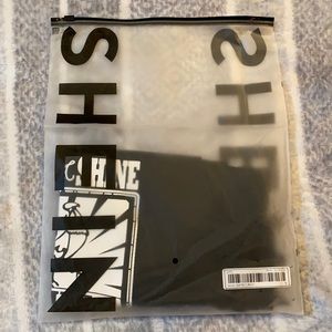 SHEIN Letter Graphic Tee